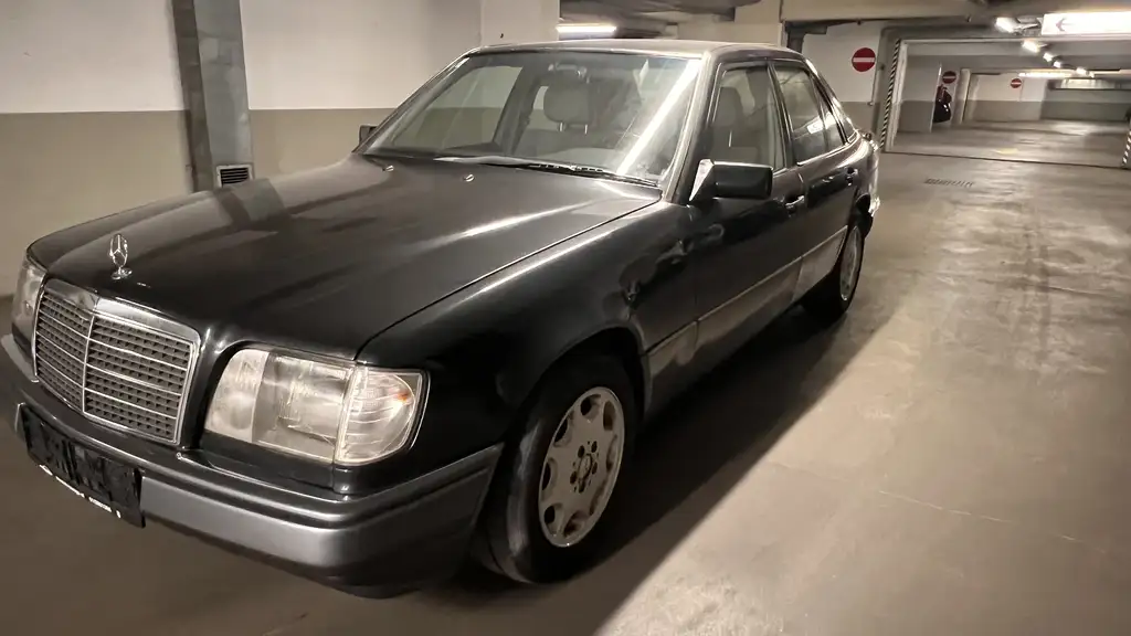 Mercedes-Benz E 250 1995 из Европы — купить под ключ