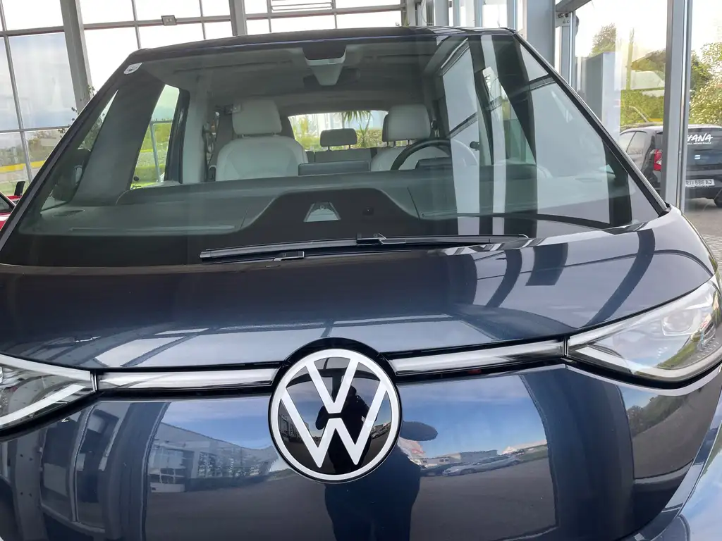 Volkswagen ID. Buzz 2023 из Европы — купить под ключ