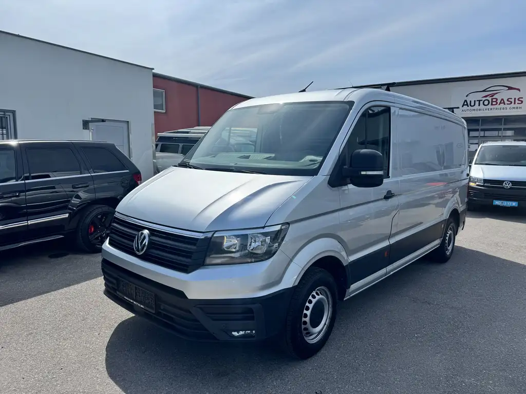 Volkswagen Crafter 2019 из Европы — купить под ключ