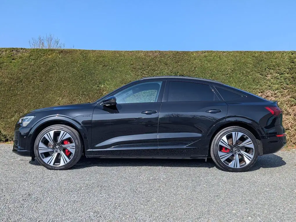 Audi Q8 e-tron 2023 из Европы — купить под ключ