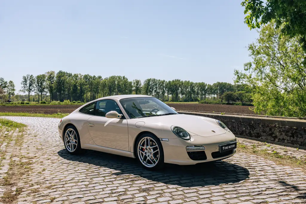 Porsche 997 2010 из Европы — купить под ключ