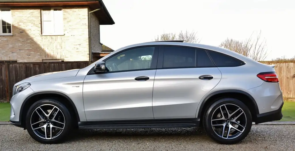 Mercedes-Benz GLE 43 AMG 2018 из Европы — купить под ключ