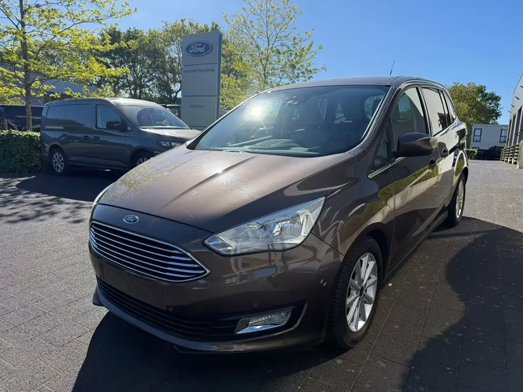 Ford Grand C-Max 2015 из Европы — купить под ключ