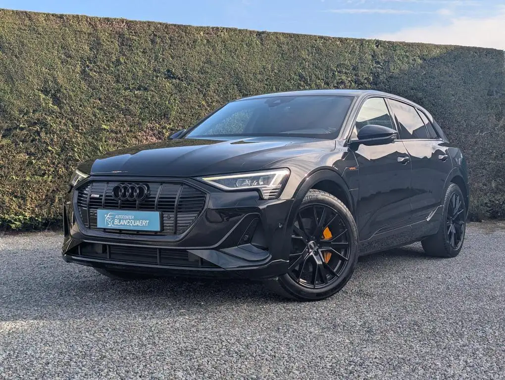 Audi Q8 e-tron 2022 из Европы — купить под ключ