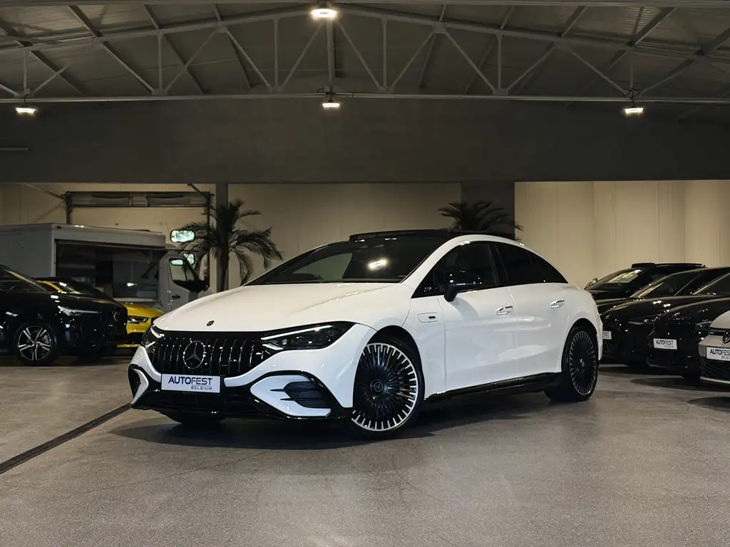 Mercedes-Benz EQE 43 2022 из Европы — купить под ключ