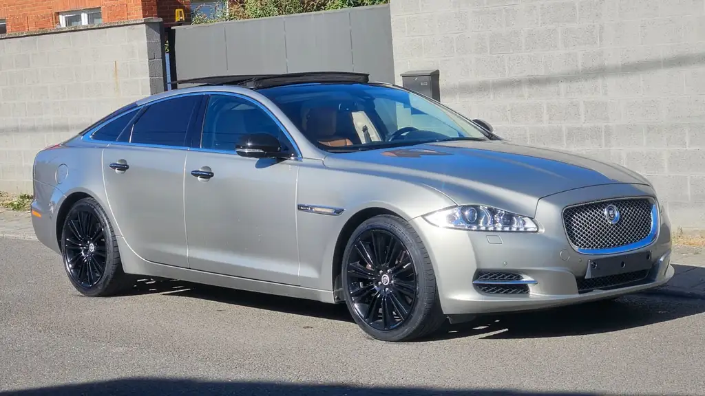Jaguar XJ 2010 из Европы — купить под ключ