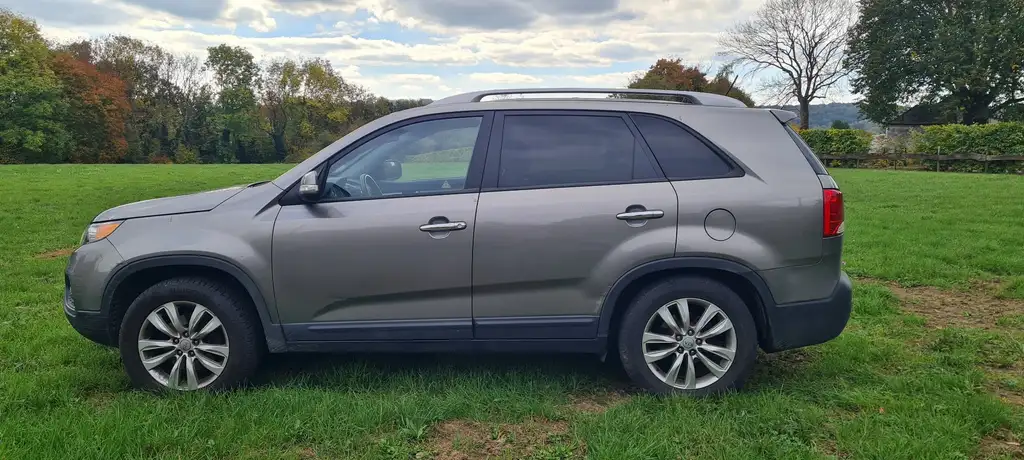 KIA Sorento 2010 из Европы — купить под ключ