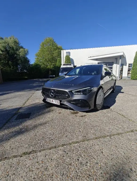 Mercedes-Benz CLA 200 2025 из Европы — купить под ключ