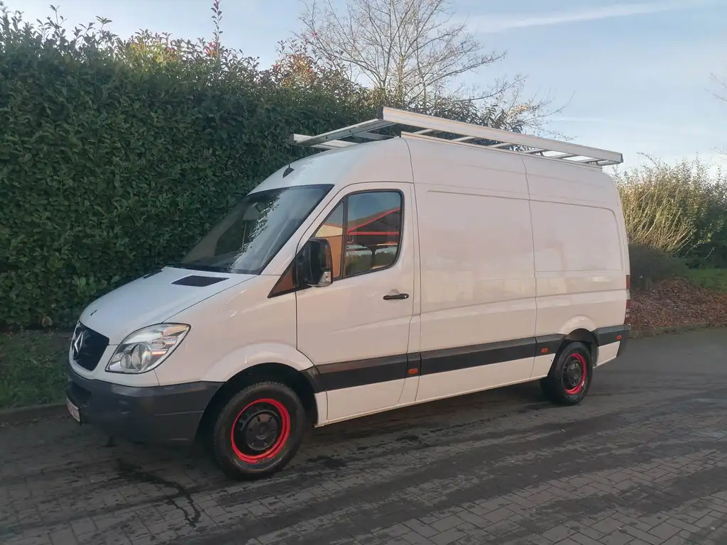 Mercedes-Benz Sprinter 2011 из Европы — купить под ключ