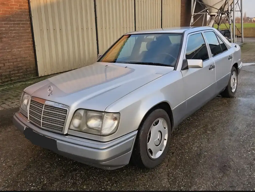 Mercedes-Benz E 280 1995 из Европы — купить под ключ