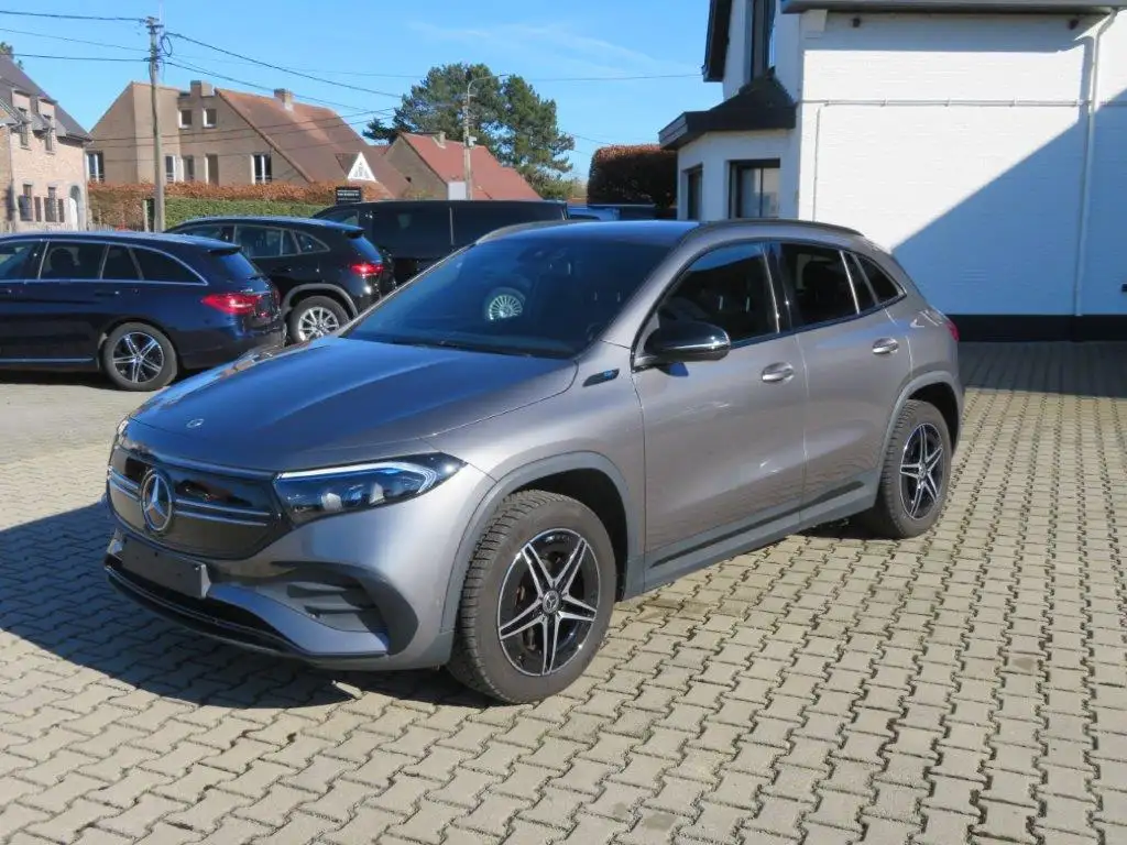 Mercedes-Benz EQA 250 2021 из Европы — купить под ключ