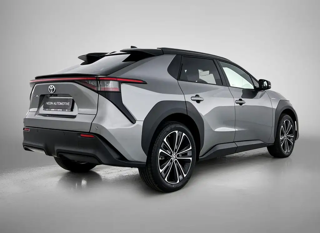 Toyota bZ4X 2024 из Европы — купить под ключ