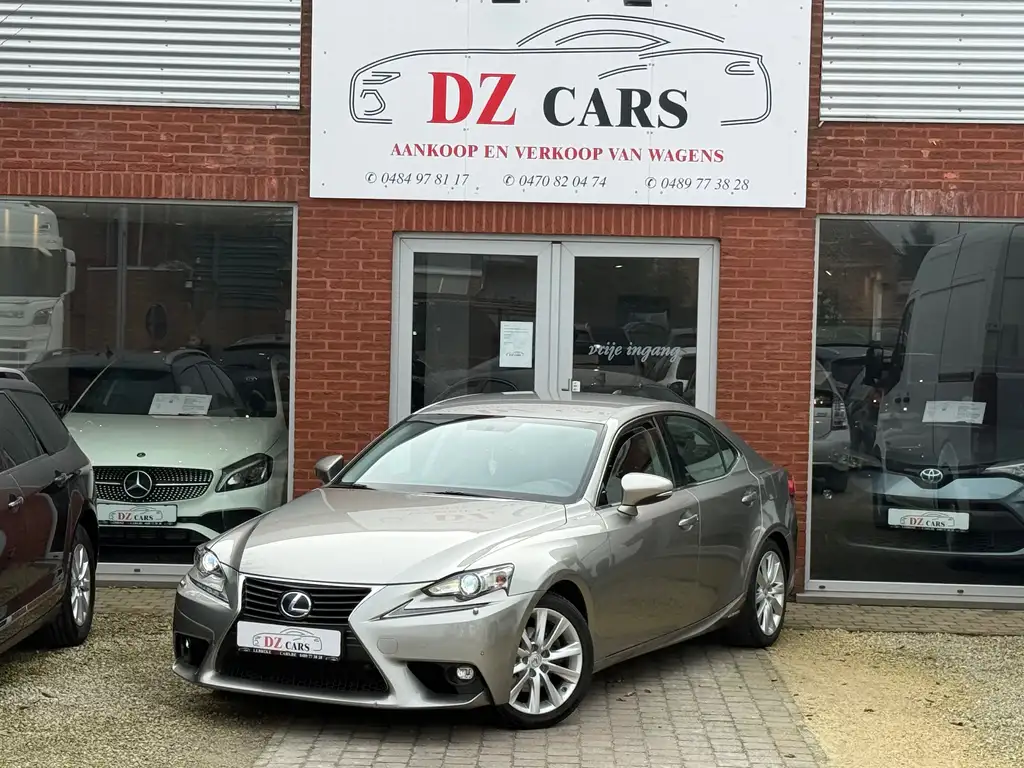 Lexus IS 300 2015 из Европы — купить под ключ