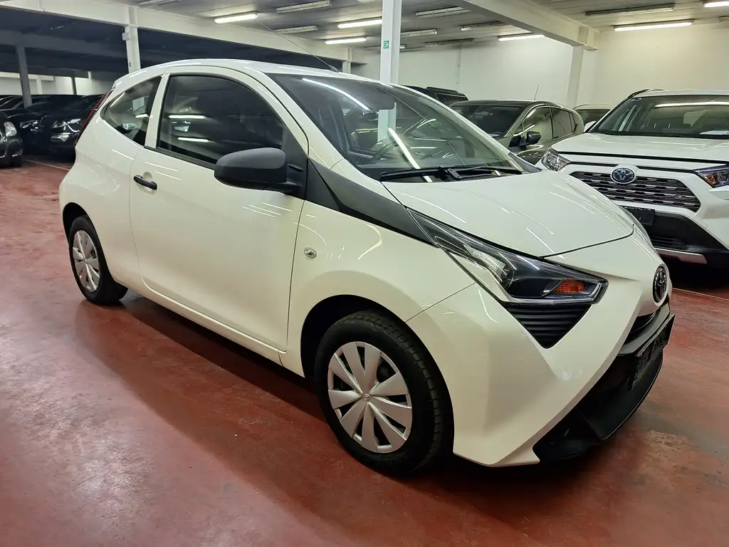 Toyota Aygo 2019 из Европы — купить под ключ