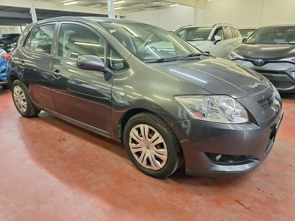 Toyota Auris 2007 из Европы — купить под ключ
