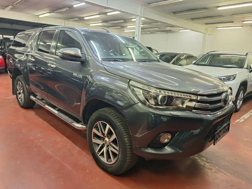 Toyota Hilux 2018 из Европы — купить под ключ