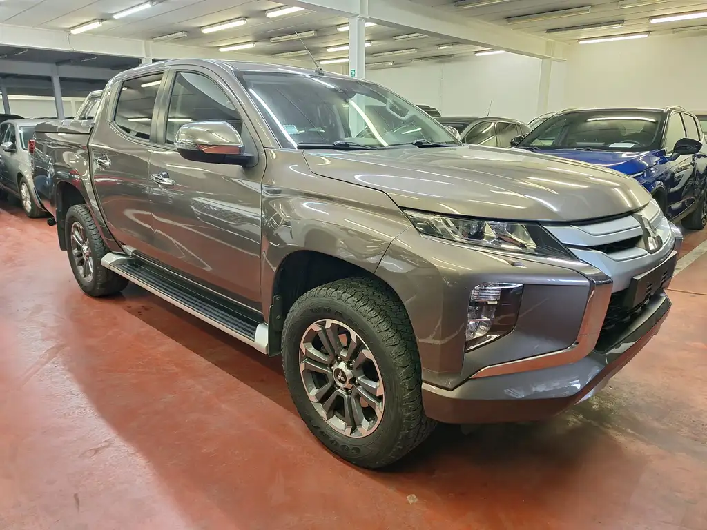 Mitsubishi L200 2021 из Европы — купить под ключ