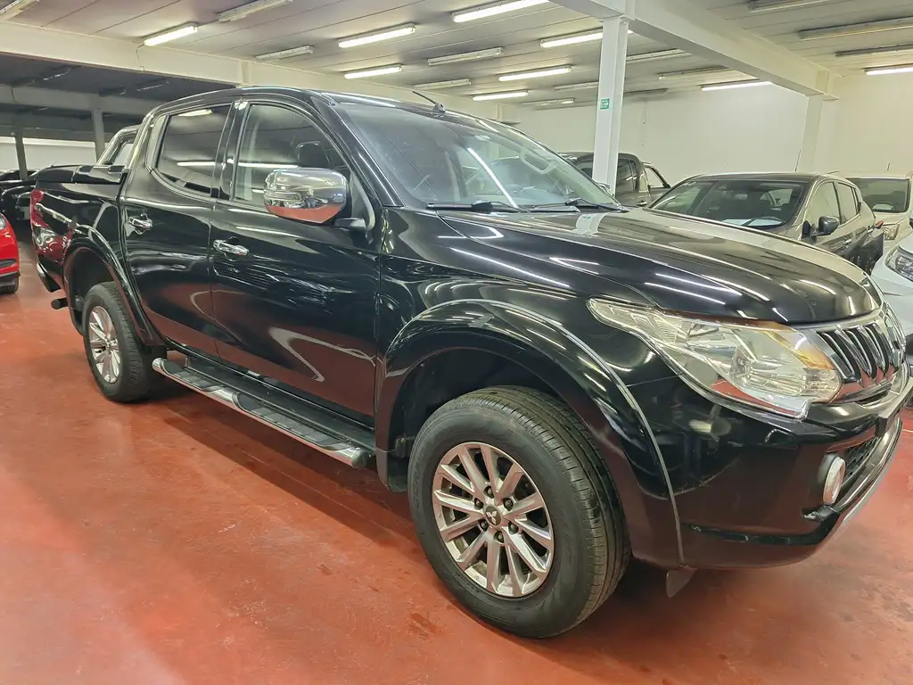 Mitsubishi L200 2016 из Европы — купить под ключ