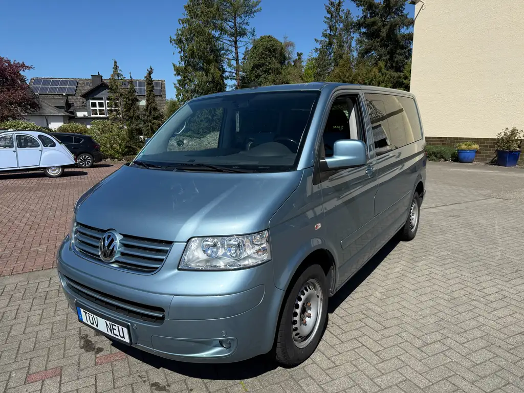Volkswagen T5 California 2008 из Европы — купить под ключ