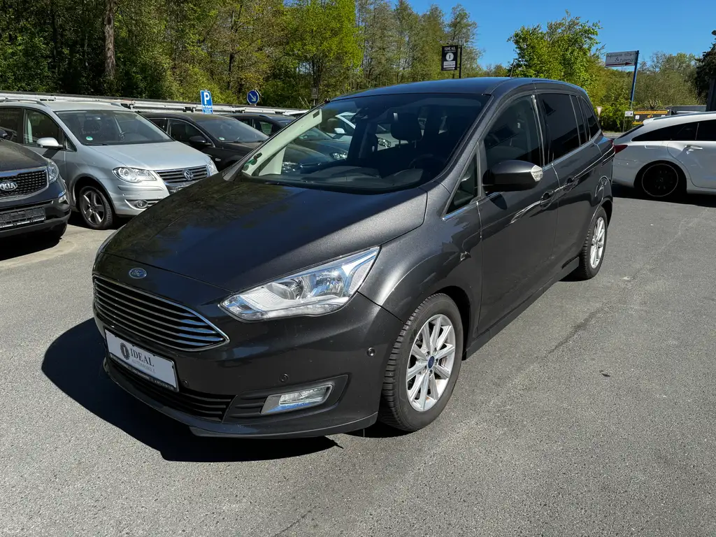 Ford Grand C-Max 2018 из Европы — купить под ключ