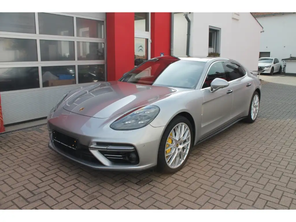 Porsche Panamera 2019 из Европы — купить под ключ