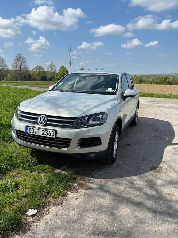Volkswagen Touareg 2012 из Европы — купить под ключ
