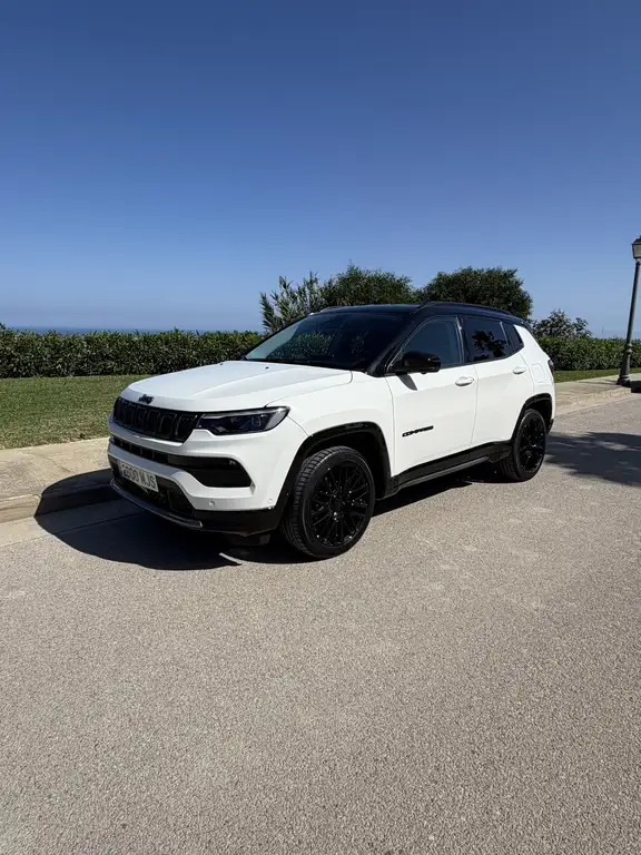 Jeep Compass 2023 из Европы — купить под ключ