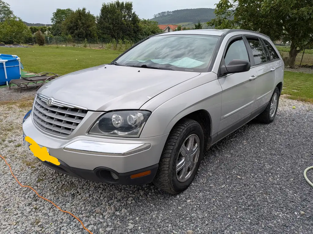Chrysler Pacifica 2005 из Европы — купить под ключ