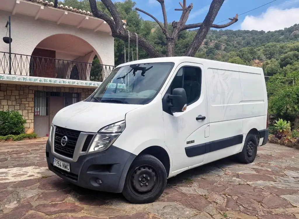 Renault Master 2013 из Европы — купить под ключ
