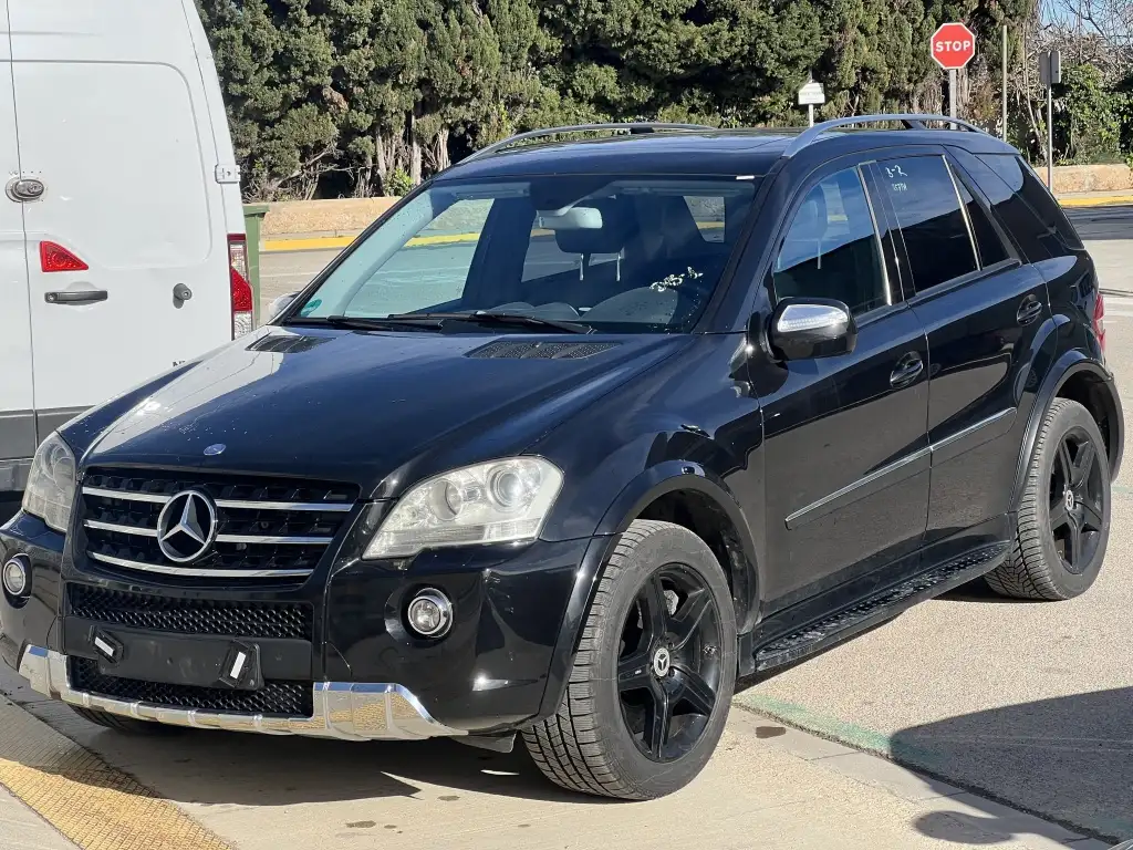 Mercedes-Benz ML 63 AMG 2010 из Европы — купить под ключ