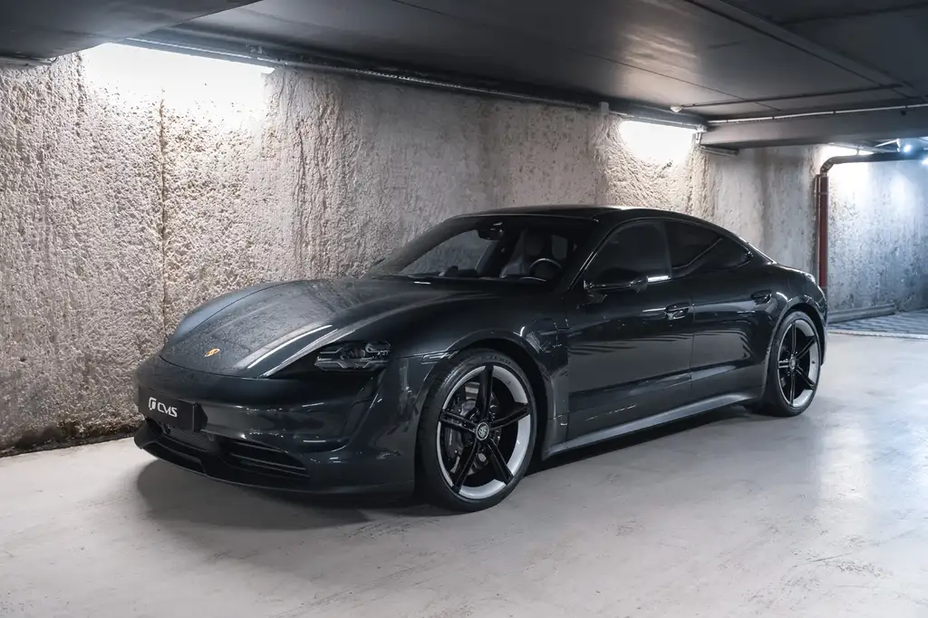 Porsche Taycan 2020 из Европы — купить под ключ