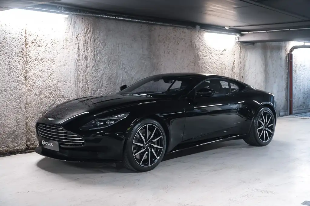 Aston Martin DB11 2017 из Европы — купить под ключ