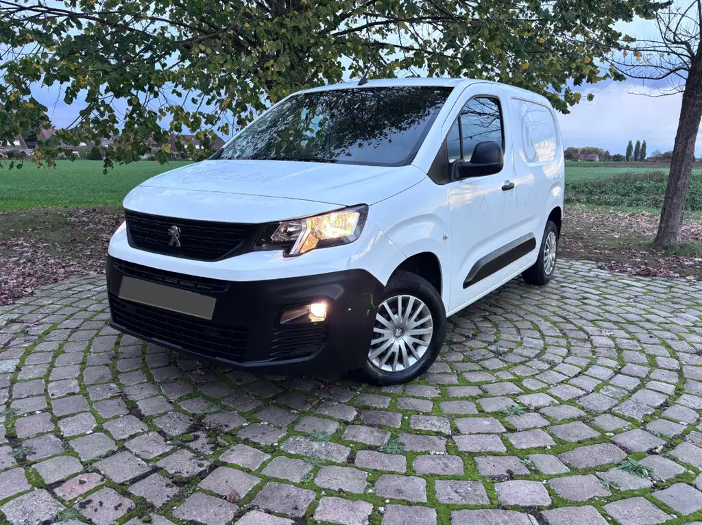 Peugeot Partner 2020 из Европы — купить под ключ