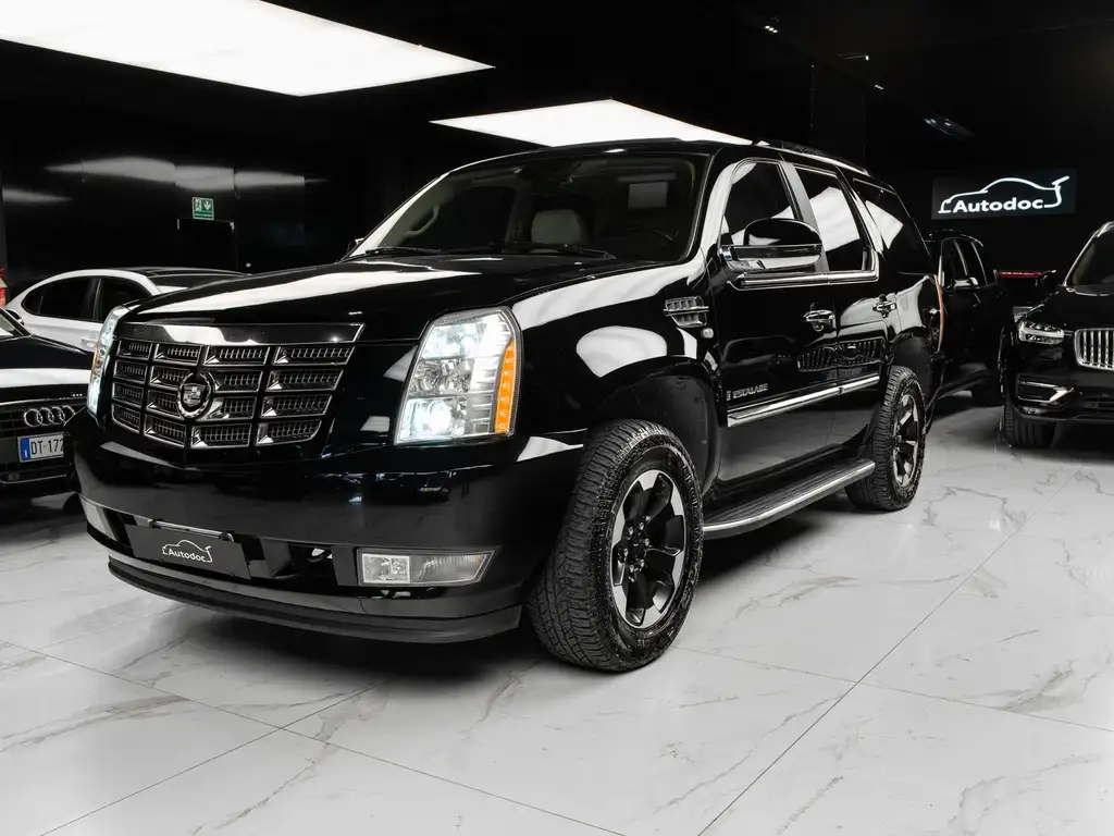 Cadillac Escalade 2007 из Европы — купить под ключ