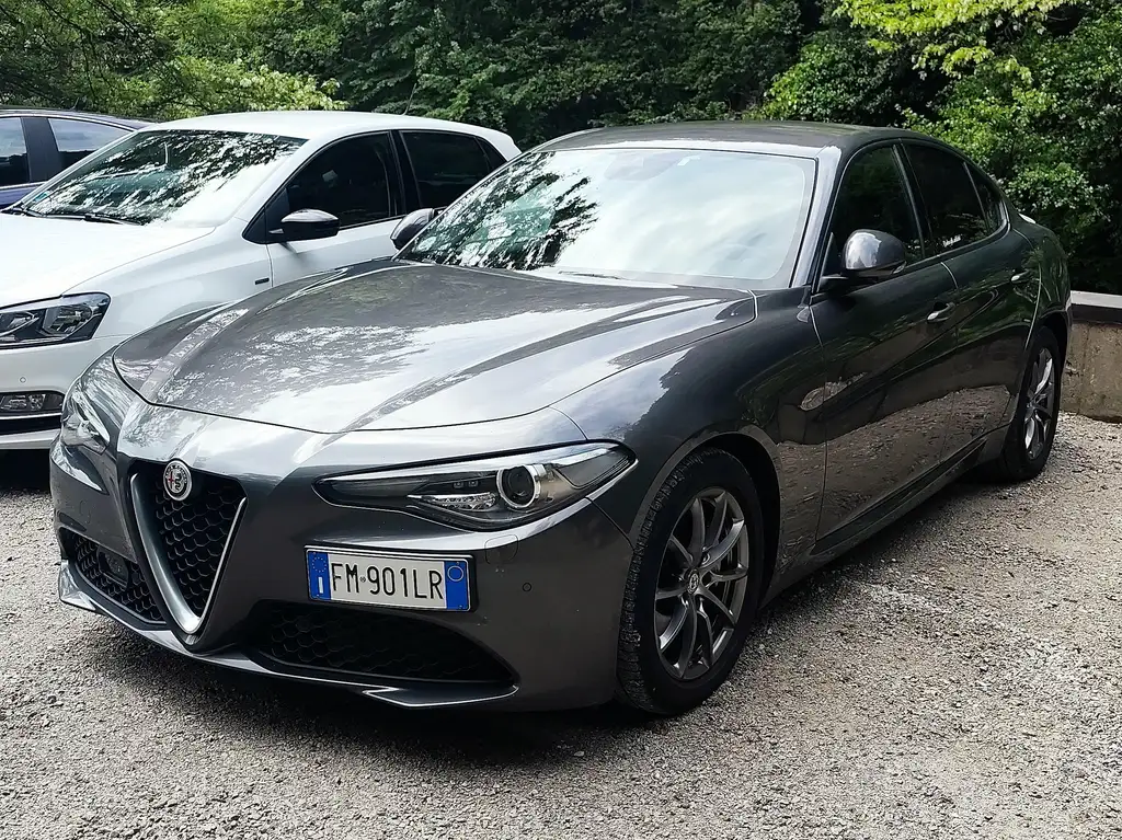 Alfa Romeo Giulia 2018 из Европы — купить под ключ
