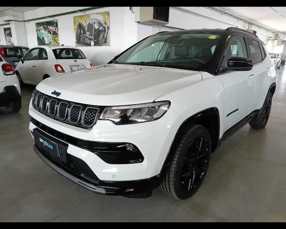 Jeep Compass 2024 из Европы — купить под ключ