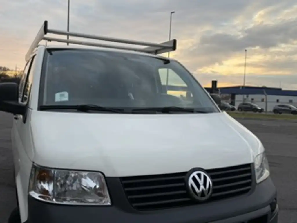 Volkswagen Transporter 2009 из Европы — купить под ключ