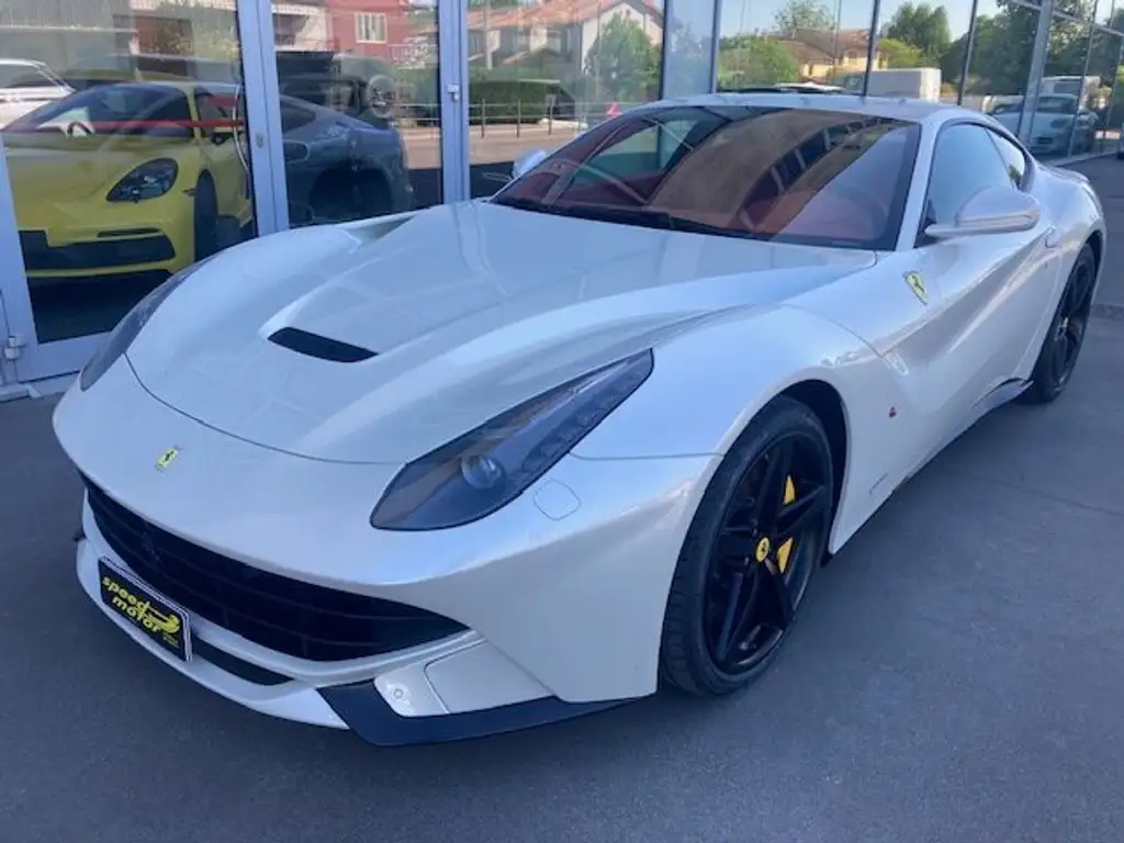 Ferrari F12 2013 из Европы — купить под ключ