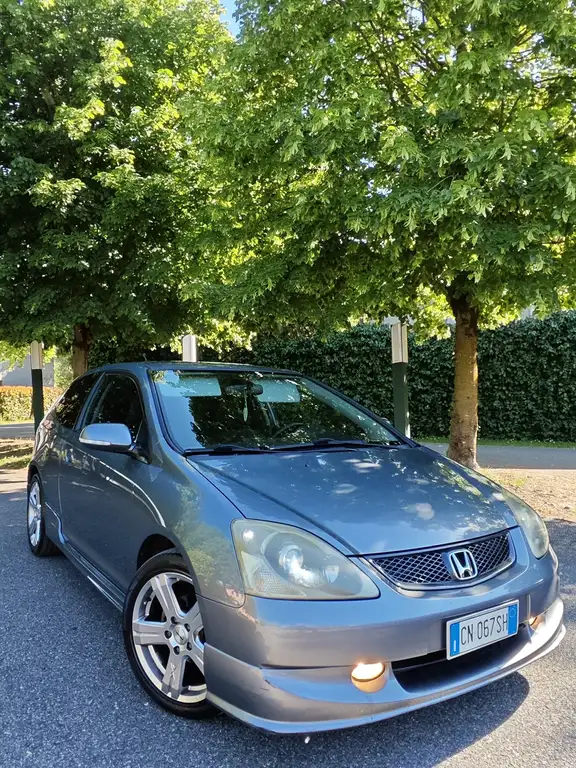 Honda Civic 2005 из Европы — купить под ключ