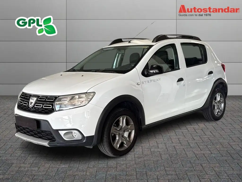 Dacia Sandero 2017 из Европы — купить под ключ