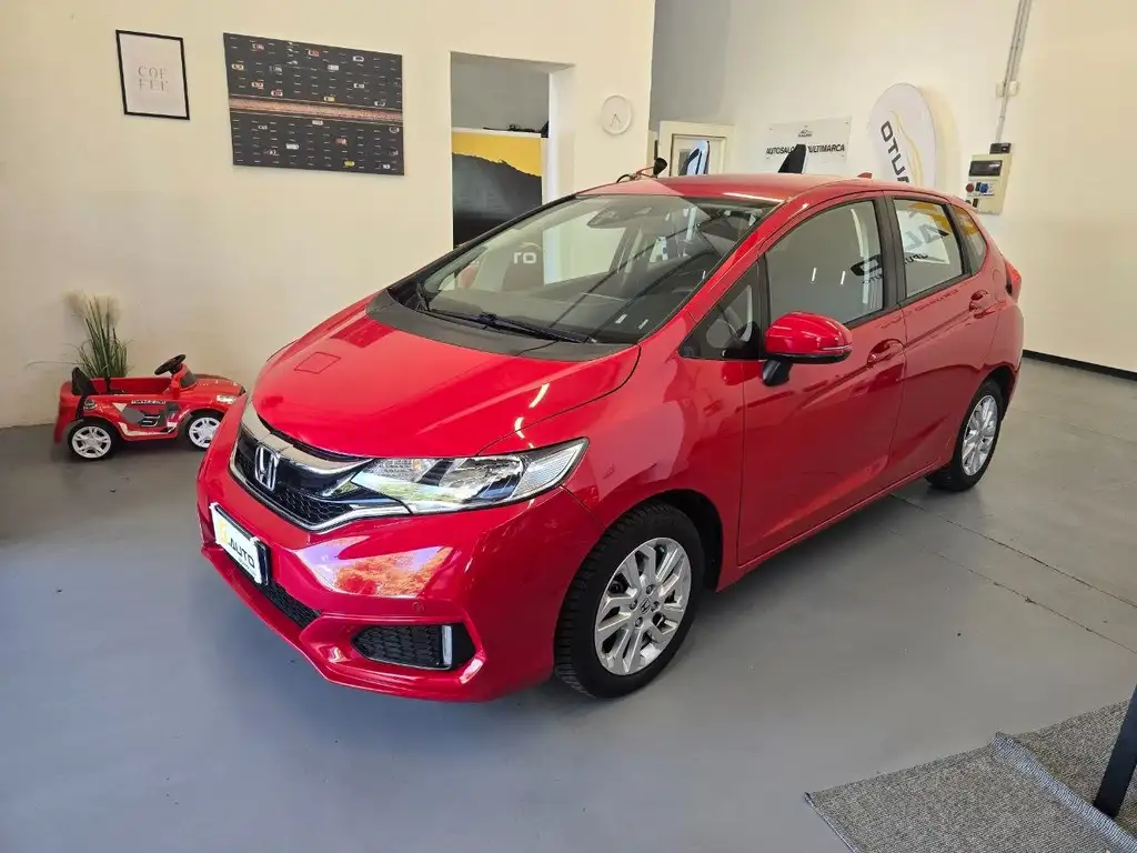 Honda Jazz 2019 из Европы — купить под ключ