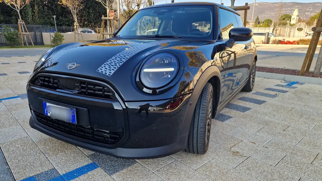 Mini Cooper C 2025 из Европы — купить под ключ