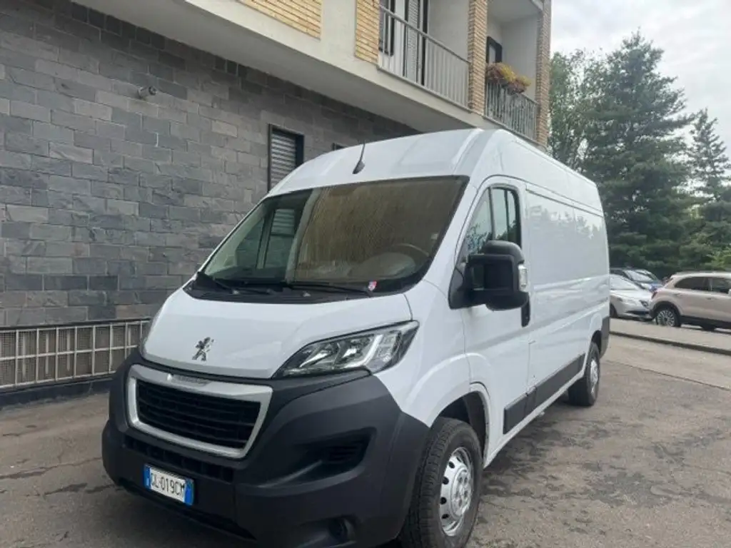 Peugeot Boxer 2022 из Европы — купить под ключ