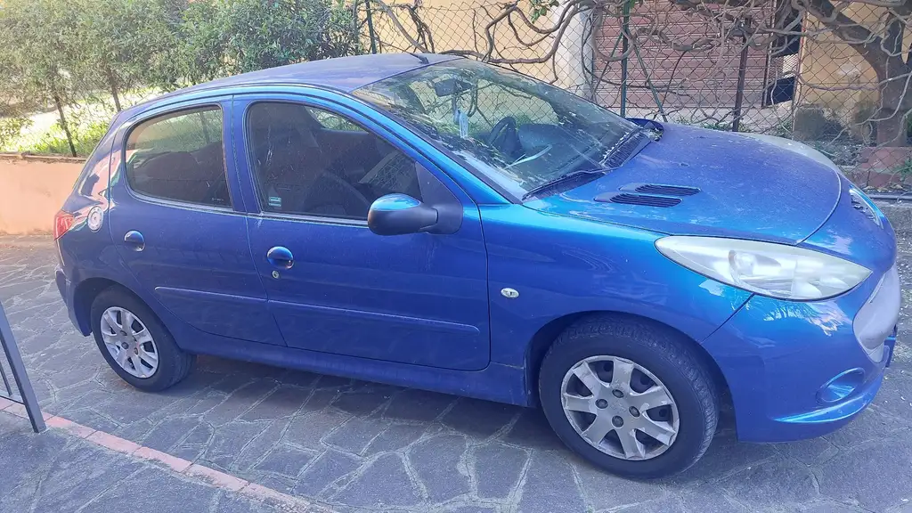 Peugeot 206 2012 из Европы — купить под ключ