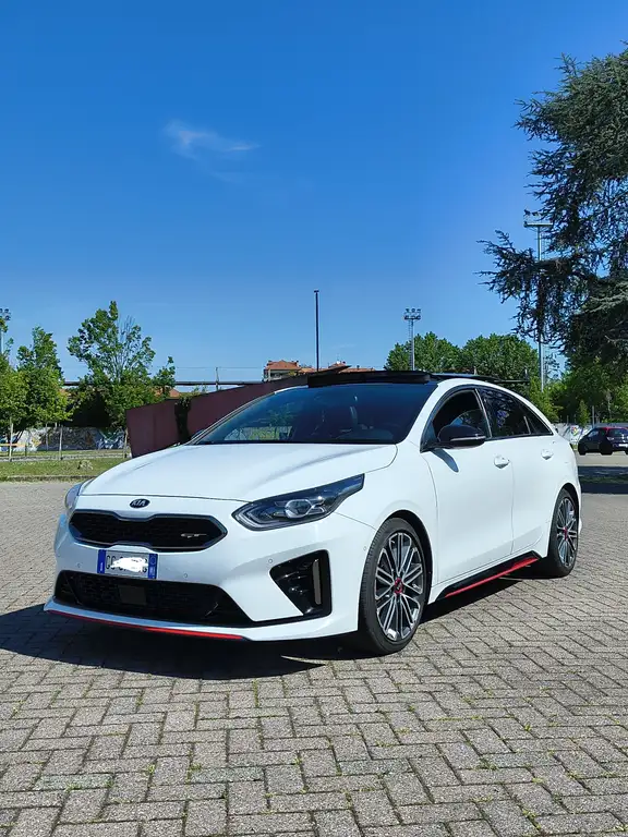 KIA ProCeed / pro_cee'd 2019 из Европы — купить под ключ
