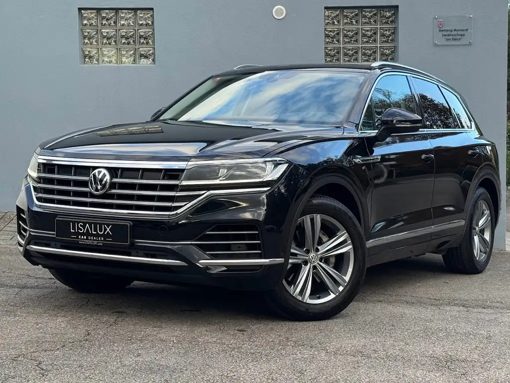 Volkswagen Touareg 2020 из Европы — купить под ключ