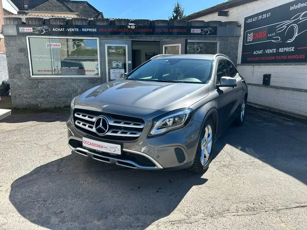 Mercedes-Benz GLA 200 2017 из Европы — купить под ключ