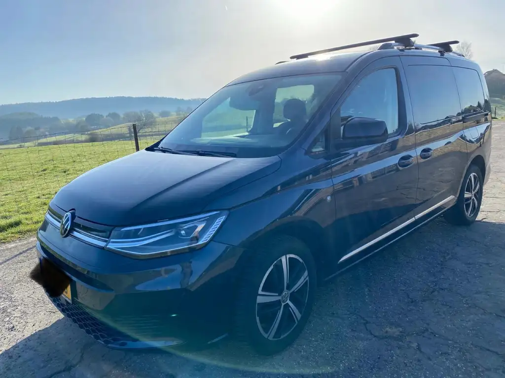 Volkswagen Caddy 2023 из Европы — купить под ключ