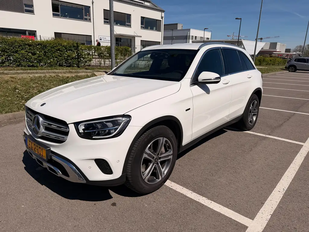 Mercedes-Benz GLC 300 2021 из Европы — купить под ключ