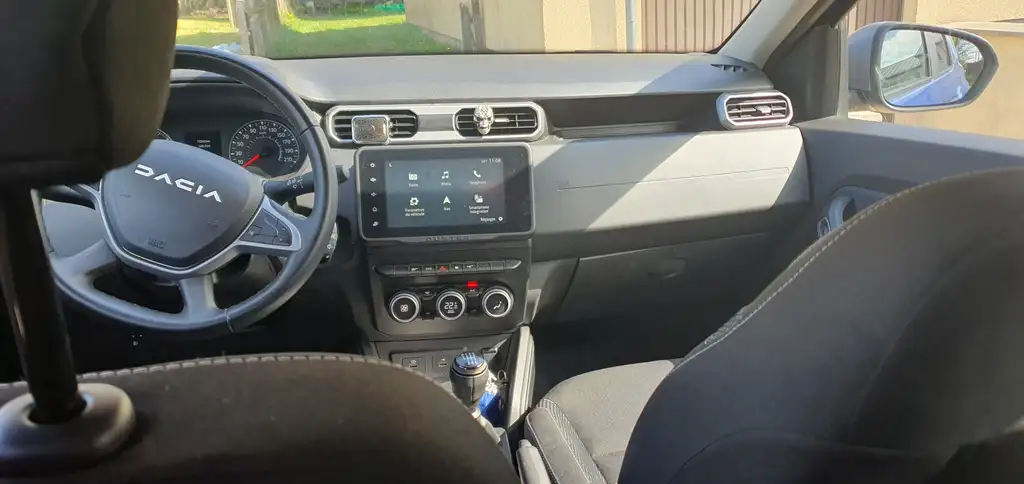 Dacia Duster 2023 из Европы — купить под ключ